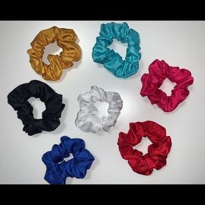 Silky Scrunchie Set